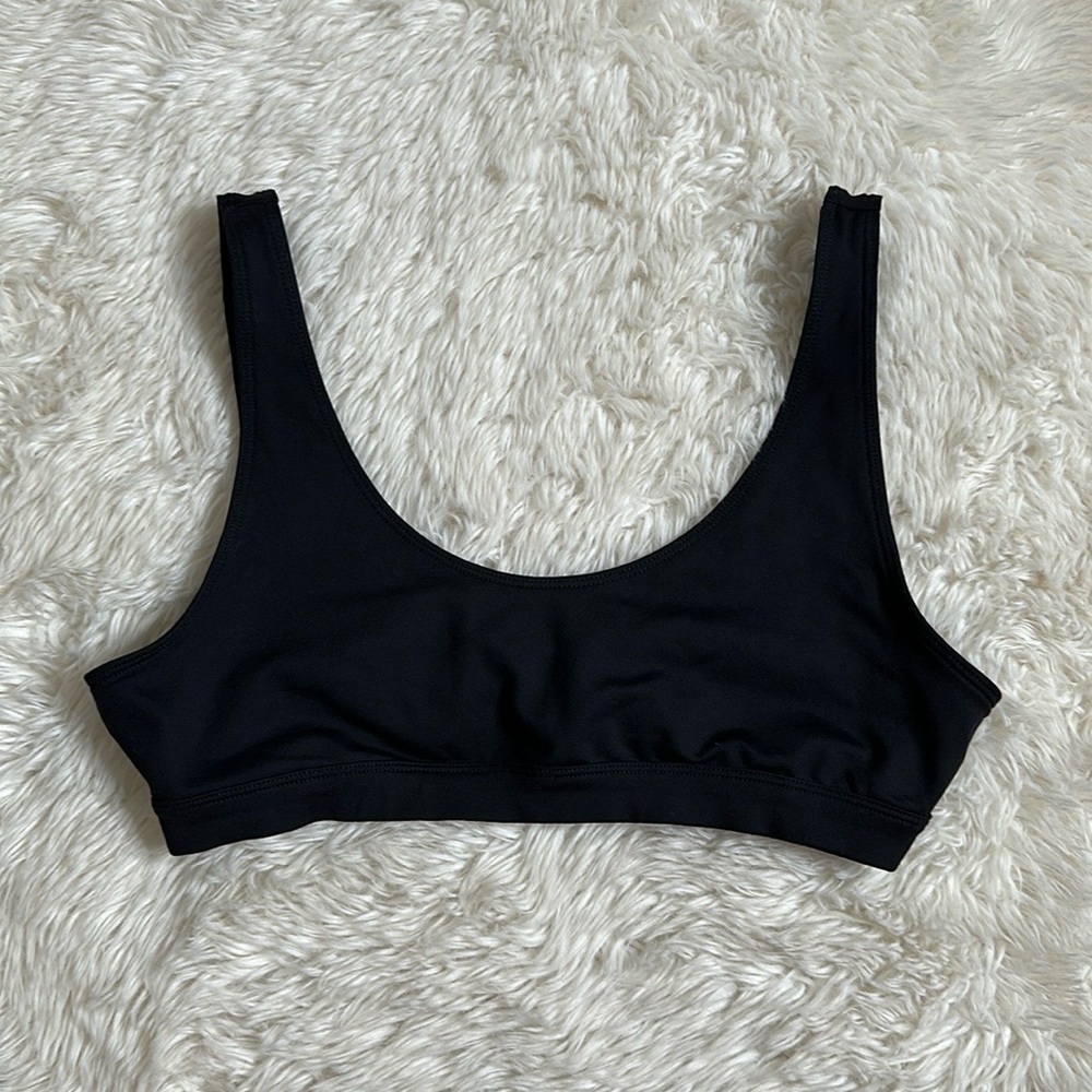 ALO sports bra